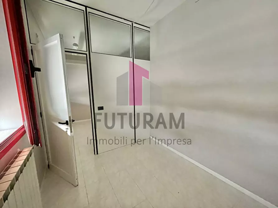 Immagine 22 di Ufficio in affitto  in via roma 1 a Sarcedo