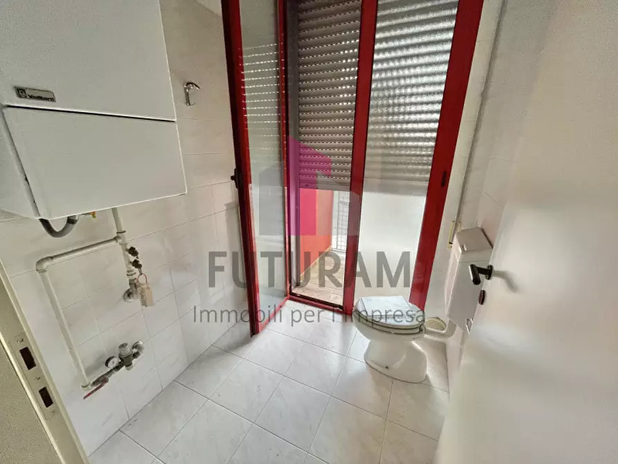 Immagine 25 di Ufficio in affitto  in via roma 1 a Sarcedo