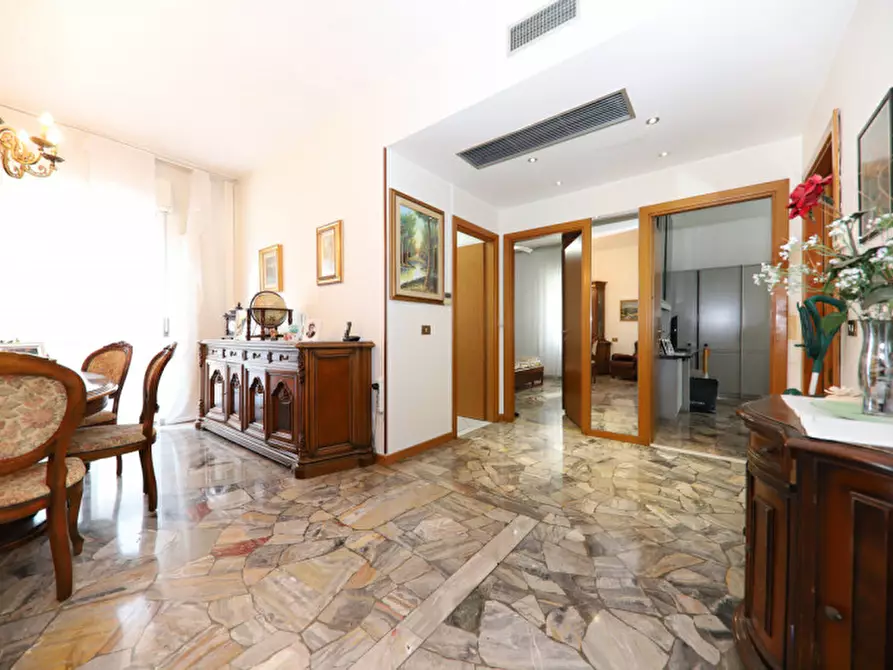 Immagine 2 di Appartamento in vendita  in Via Don Milani a Nova Milanese