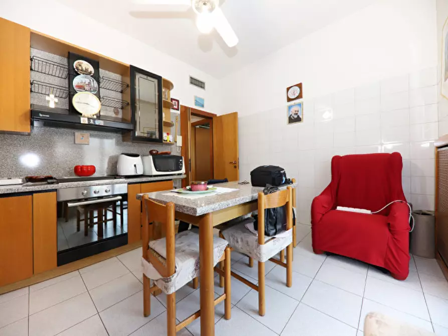 Immagine 8 di Appartamento in vendita  in Via Don Milani a Nova Milanese