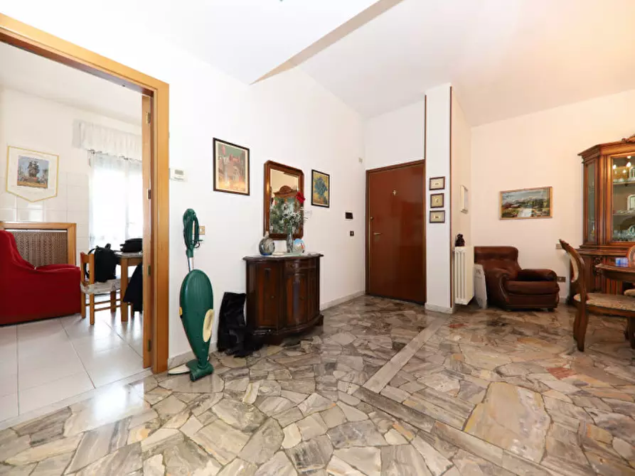 Immagine 10 di Appartamento in vendita  in Via Don Milani a Nova Milanese