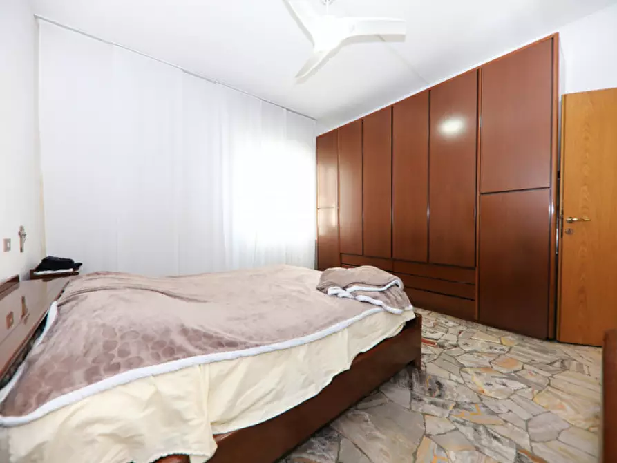 Immagine 12 di Appartamento in vendita  in Via Don Milani a Nova Milanese