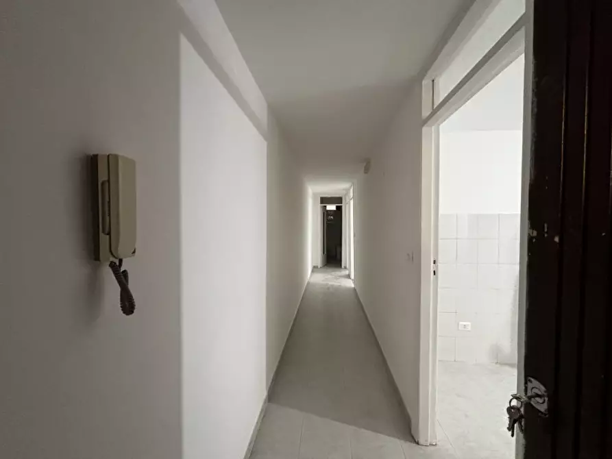 Immagine 6 di Appartamento in affitto  in Via Santa Maria la Bruna n. 42 a Torre Del Greco