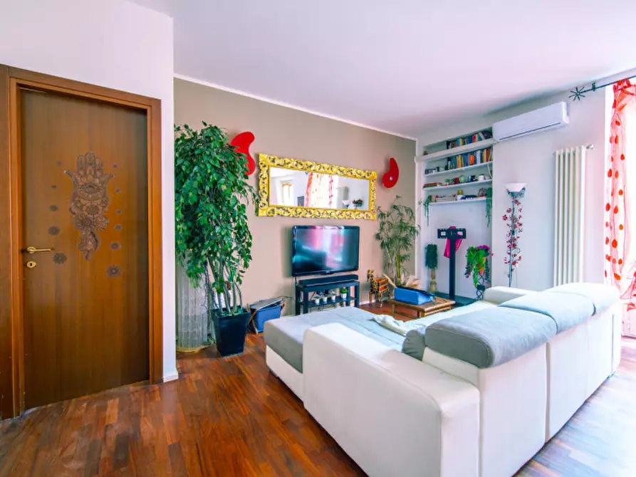 Immagine 8 di Appartamento in vendita  in Via Giulio Uberti 5 a Milano