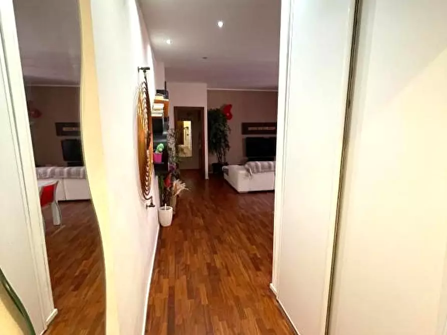 Immagine 14 di Appartamento in vendita  in Via Giulio Uberti 5 a Milano