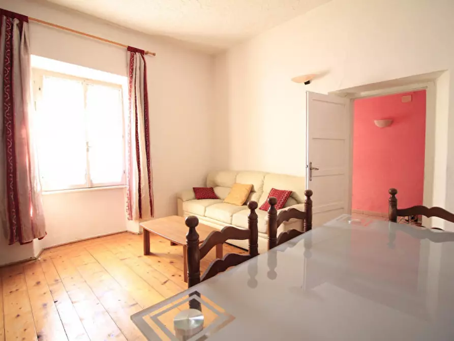 Immagine 1 di Appartamento in vendita  in Via Piave a Tione Di Trento