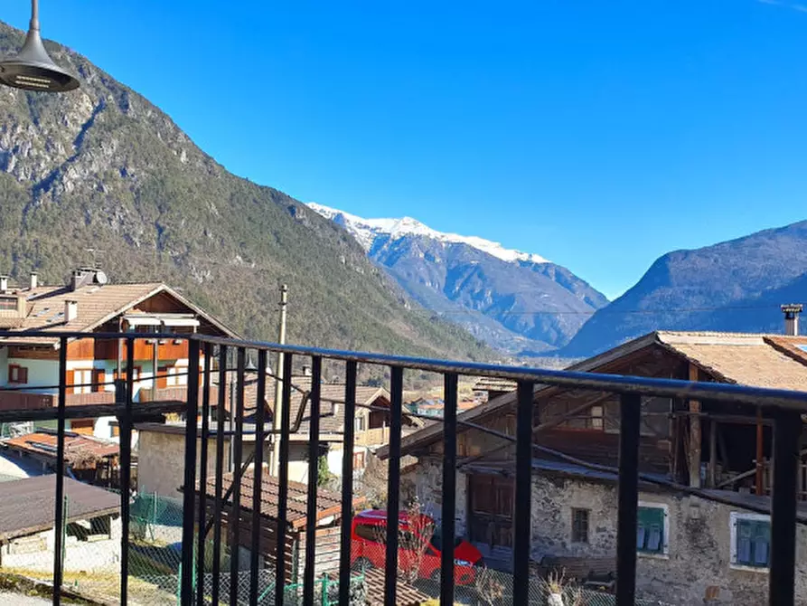 Immagine 3 di Appartamento in vendita  in Via Piave a Tione Di Trento