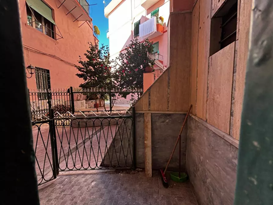 Immagine 7 di Appartamento in affitto  in VIA CURTOLI 12 a Torre Del Greco