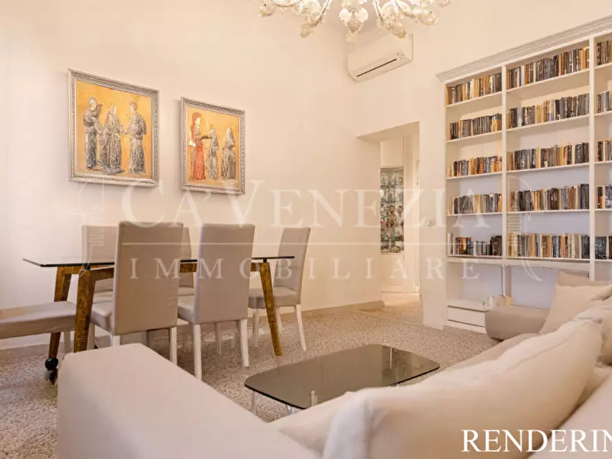 Immagine 1 di Appartamento in vendita  a Venezia