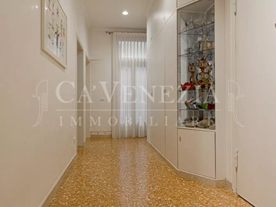 Immagine 7 di Appartamento in vendita  a Venezia