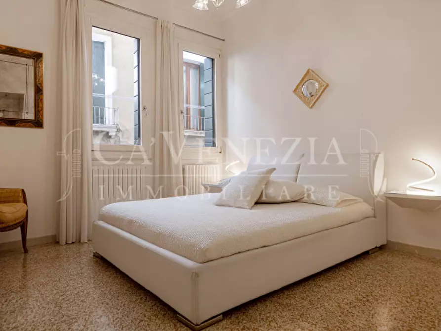 Immagine 8 di Appartamento in vendita  a Venezia