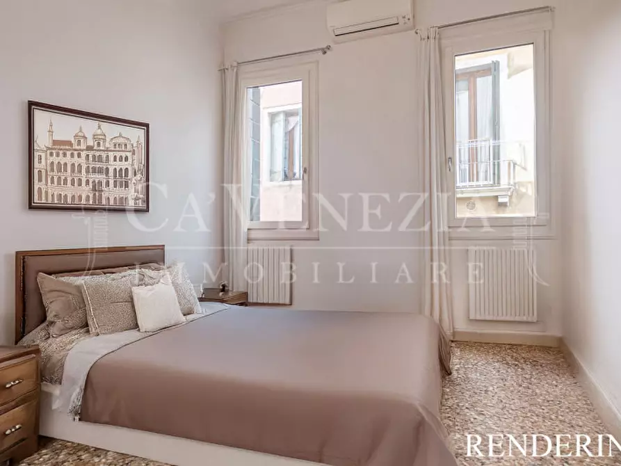 Immagine 12 di Appartamento in vendita  a Venezia
