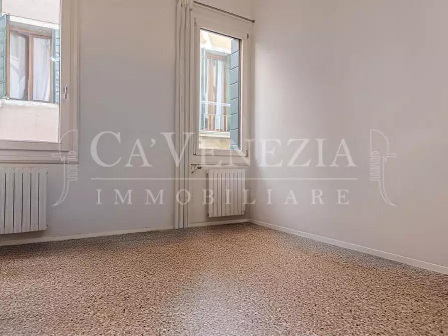 Immagine 14 di Appartamento in vendita  a Venezia