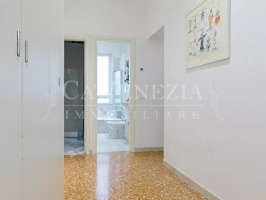 Immagine 19 di Appartamento in vendita  a Venezia