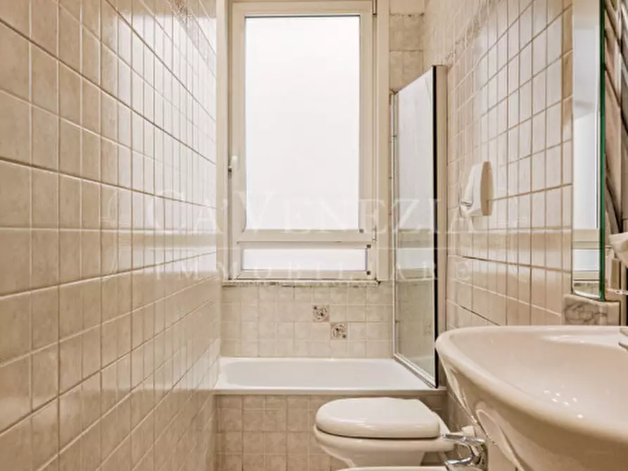 Immagine 20 di Appartamento in vendita  a Venezia