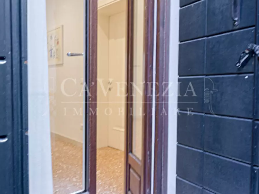Immagine 23 di Appartamento in vendita  a Venezia