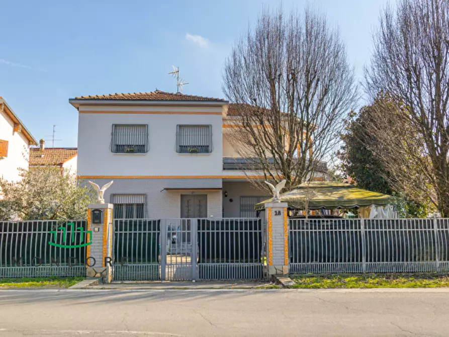Immagine 47 di Villa in vendita  in Via Circondaria Est a Sant'agata Bolognese
