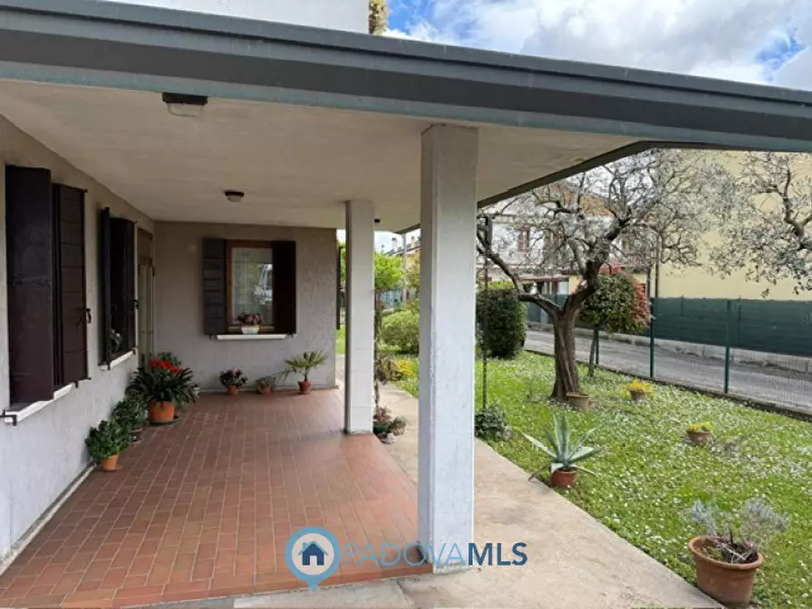 Immagine 2 di Casa indipendente in vendita  in via roma, 303 a Albignasego