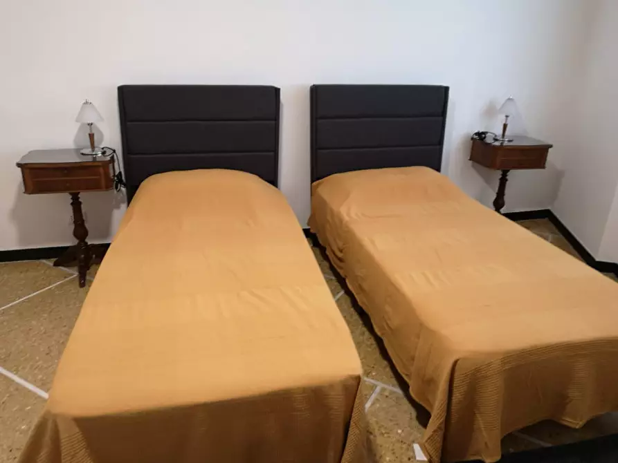 Immagine 10 di Appartamento in affitto  in piazza venezia a Rapallo