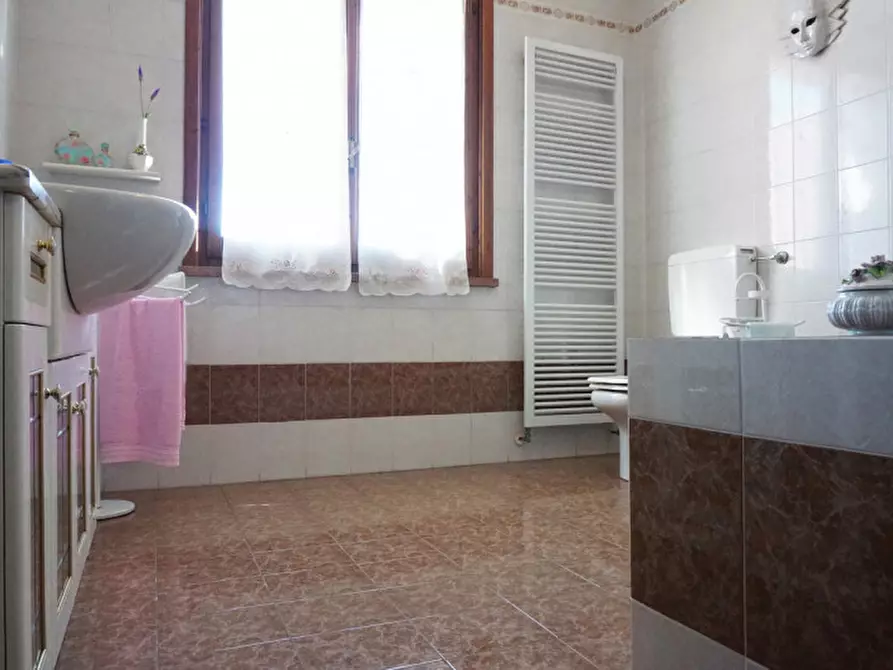 Immagine 28 di Casa bifamiliare in vendita  in Via Giovanni Faraboli 15 a San Secondo Parmense