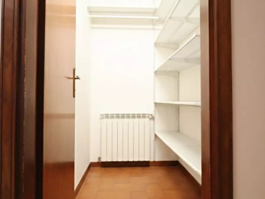 Immagine 9 di Appartamento in vendita  in Via Piave a Montevarchi