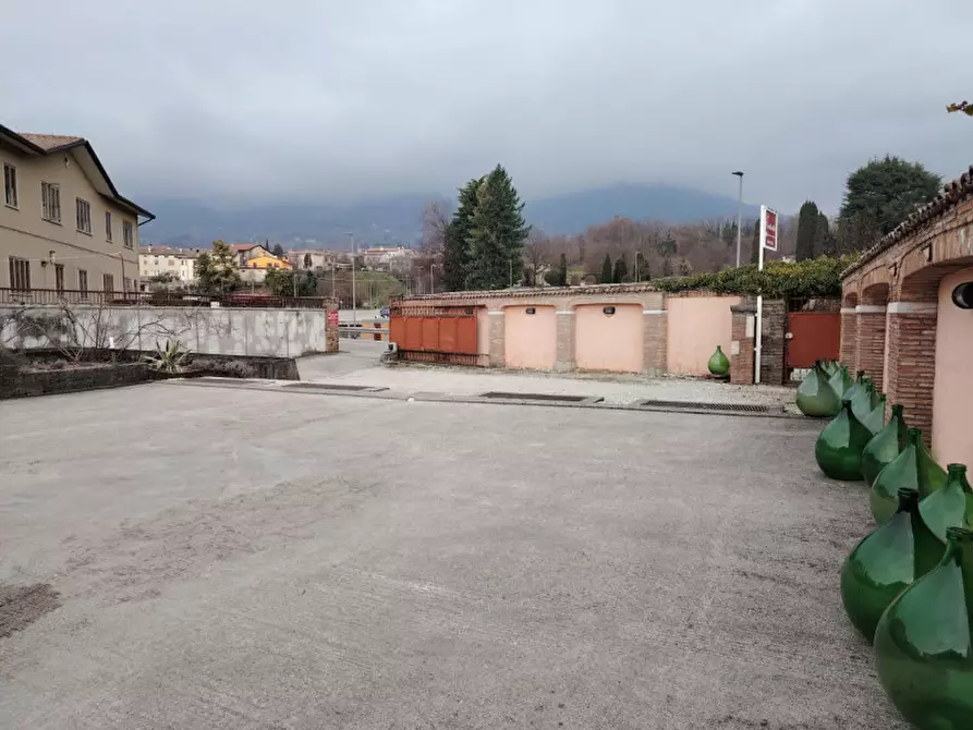 Immagine 8 di Casa bifamiliare in vendita  a Pieve Del Grappa