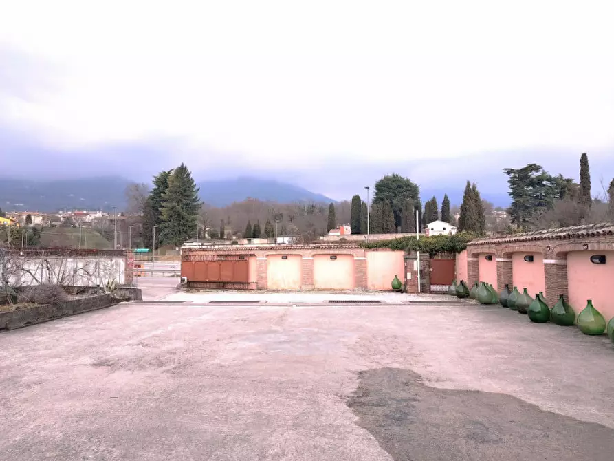 Immagine 9 di Casa bifamiliare in vendita  a Pieve Del Grappa