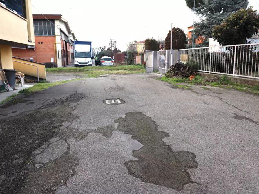 Immagine 10 di Capannone industriale in vendita  in via Puccini a Castenaso