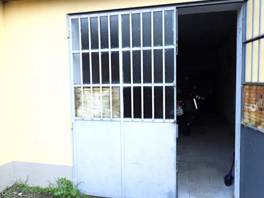 Immagine 16 di Capannone industriale in vendita  in via Puccini a Castenaso