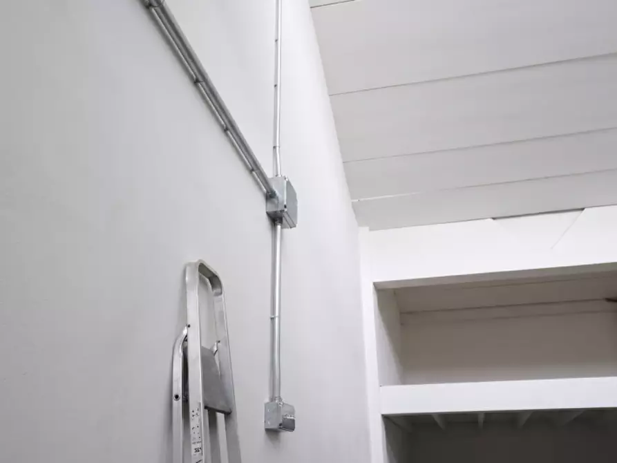 Immagine 18 di Capannone industriale in vendita  in via Puccini a Castenaso