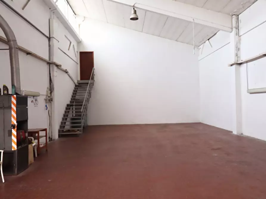 Immagine 22 di Capannone industriale in vendita  in via Puccini a Castenaso