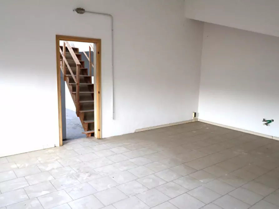 Immagine 28 di Capannone industriale in vendita  in via Puccini a Castenaso