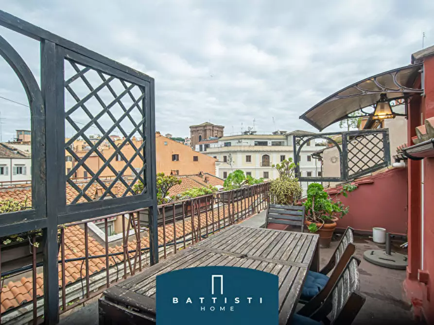 Immagine 2 di Attico in vendita  in Piazza di Spagna a Roma
