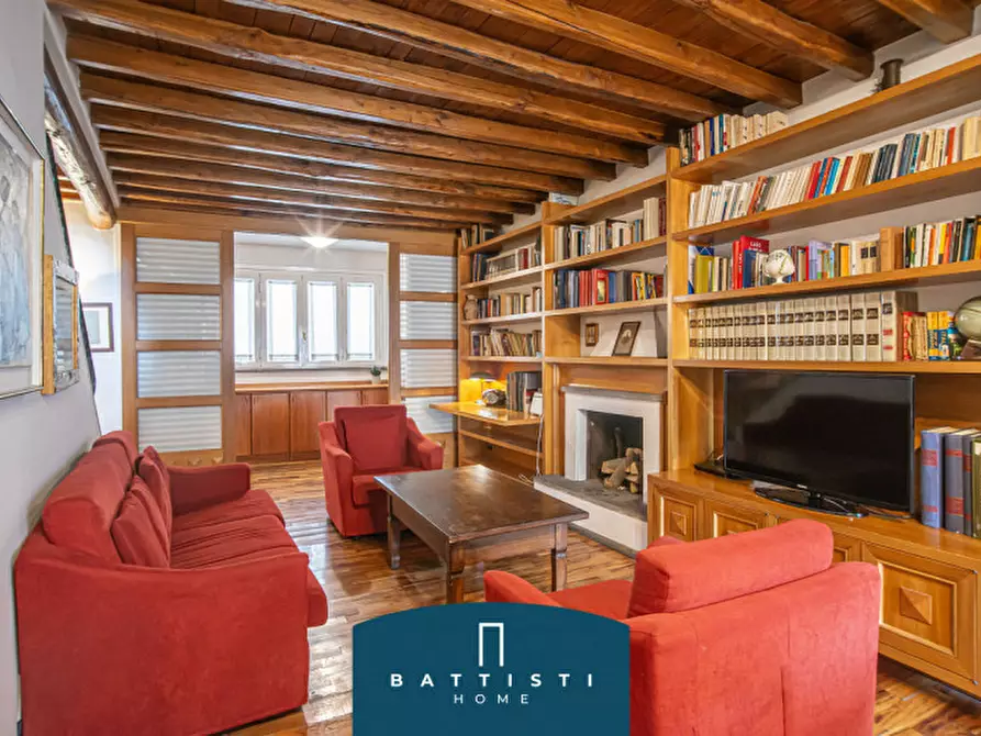 Immagine 4 di Attico in vendita  in Piazza di Spagna a Roma