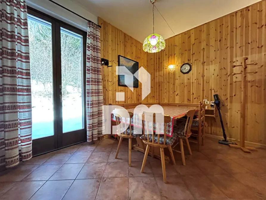 Immagine 3 di Appartamento in vendita  in Via Villanova a Lavarone