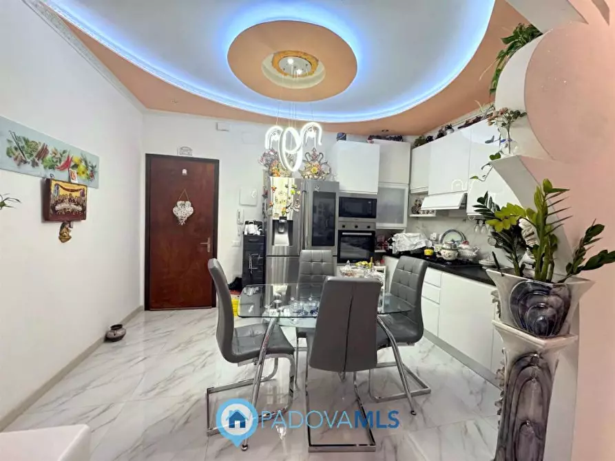 Immagine 4 di Appartamento in vendita  in Via Tiziano Vecellio a Padova