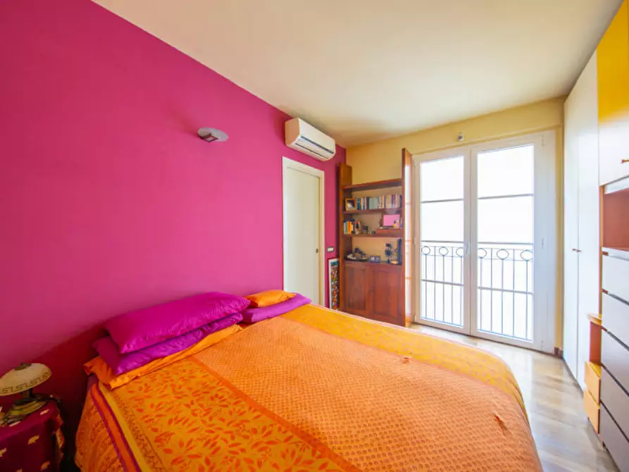 Immagine 13 di Appartamento in vendita  in Viale Isonzo 22 a Milano