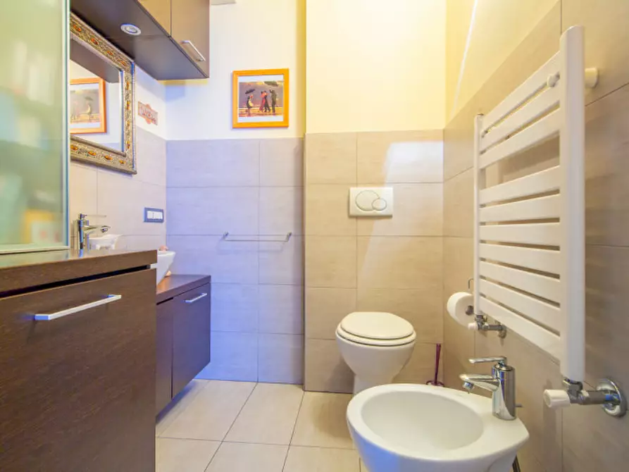 Immagine 20 di Appartamento in vendita  in Viale Isonzo 22 a Milano