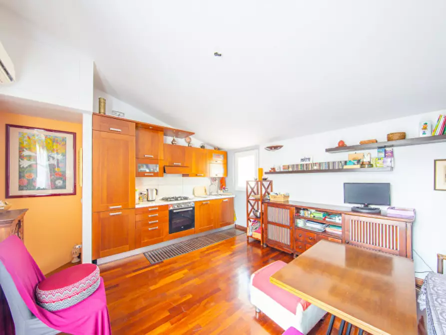 Immagine 29 di Appartamento in vendita  in Viale Isonzo 22 a Milano