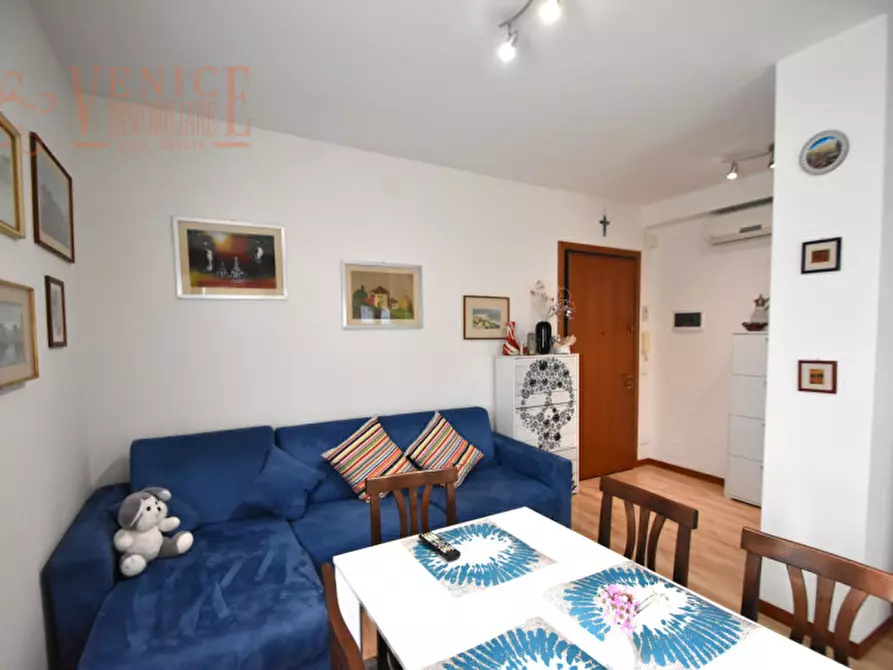 Immagine 3 di Appartamento in vendita  in Viale San Marco a Venezia