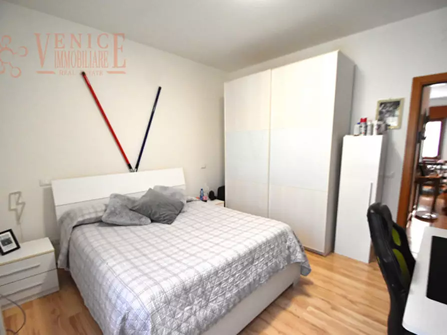 Immagine 16 di Appartamento in vendita  in Viale San Marco a Venezia