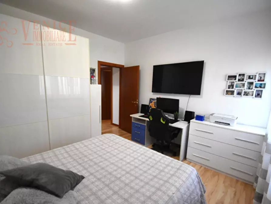 Immagine 18 di Appartamento in vendita  in Viale San Marco a Venezia