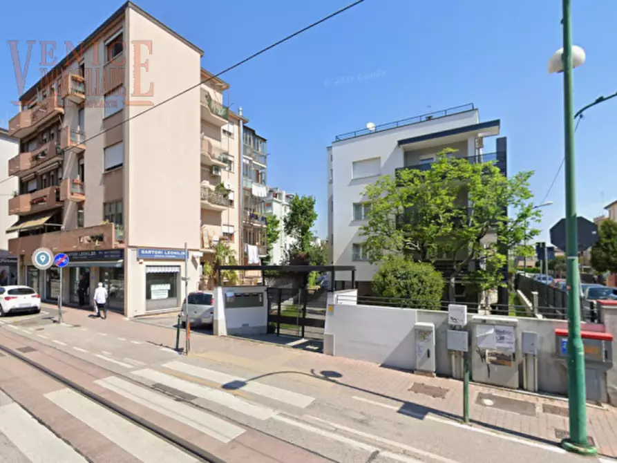 Immagine 20 di Appartamento in vendita  in Viale San Marco a Venezia