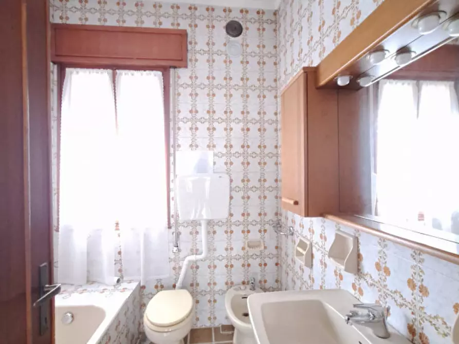 Immagine 30 di Casa bifamiliare in vendita  in Via Bellini a Rovigo