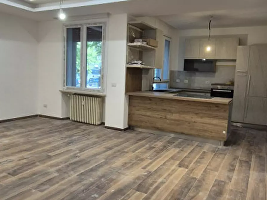 Immagine 1 di Appartamento in vendita  in Viale Italo e Cleofonte Campanini a Parma
