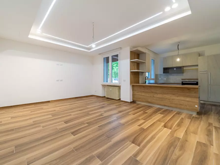Immagine 8 di Appartamento in vendita  in Viale Italo e Cleofonte Campanini a Parma