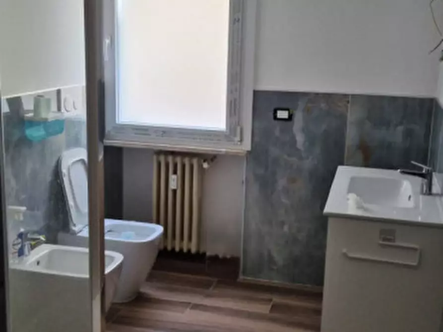 Immagine 9 di Appartamento in vendita  in Viale Italo e Cleofonte Campanini a Parma