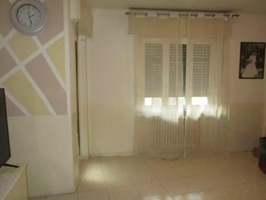 Immagine 3 di Appartamento in vendita  in Via Schieppati Franco a Calcio