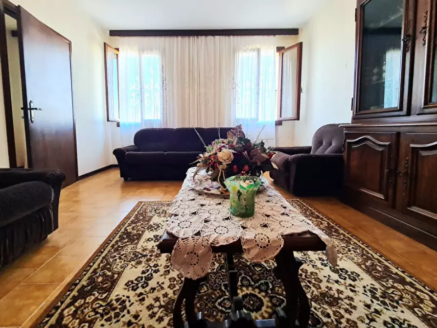 Immagine 5 di Rustico / casale in vendita  in VIA MONTE VERSA a Vo