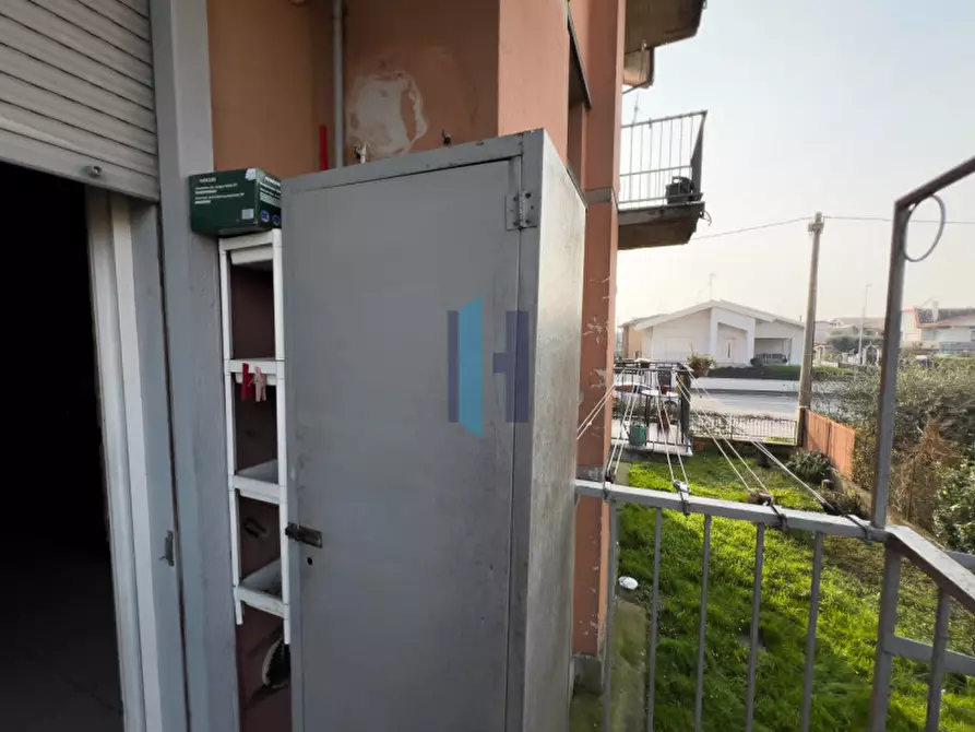 Immagine 10 di Appartamento in vendita  in VIALE PAPA GIOVANNI XXIII a Carpenedolo